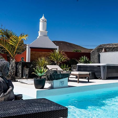 Villa Canis Tías Eksteriør bilde