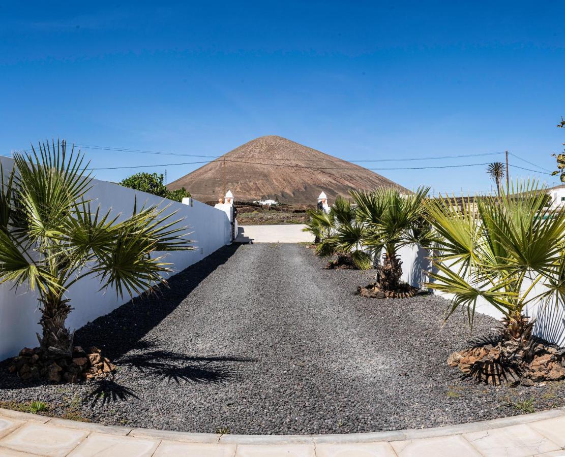 Villa Canis Tías Eksteriør bilde