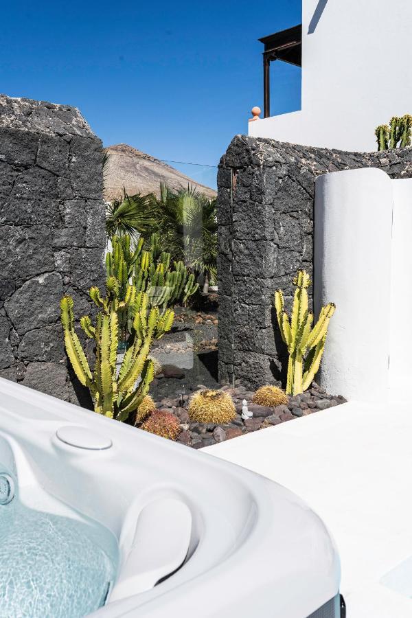 Villa Canis Tías Eksteriør bilde
